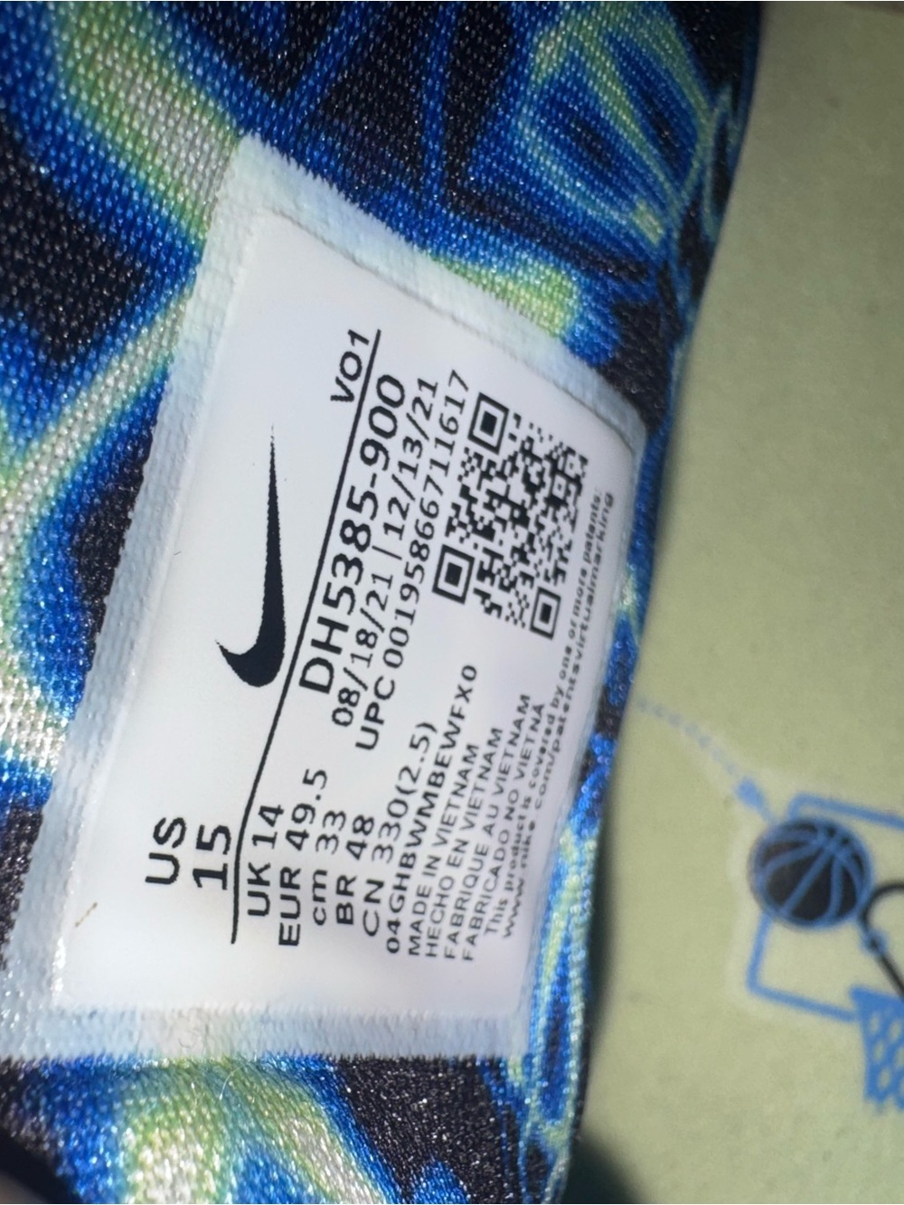 Nike Pink and Blue Men’s Athletic Basketball Shoes - Picture 9 of 11
